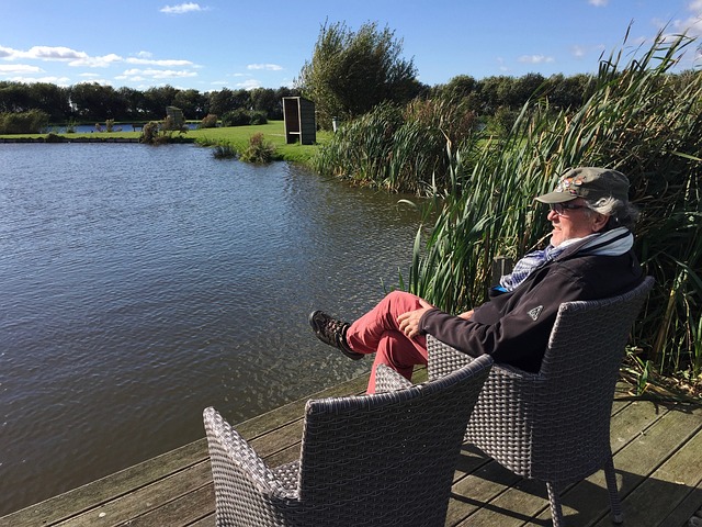 不仅要和当 不仅要和当